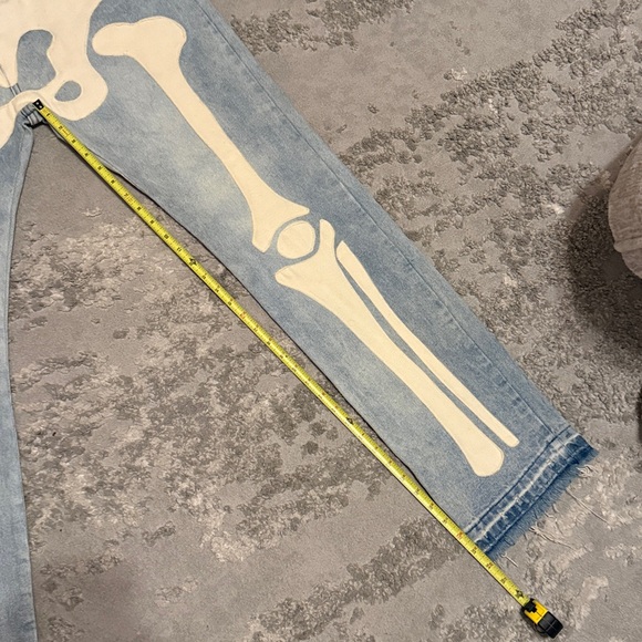 Men’s MNML Skeleton Jeans - Picture 4 of 8